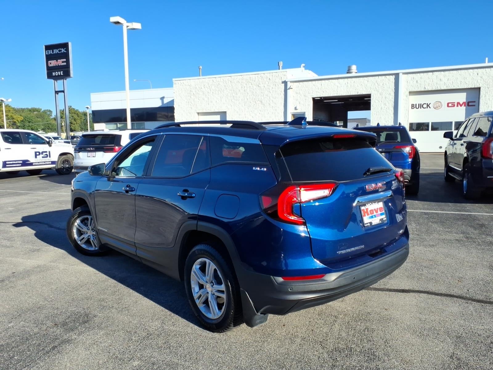 2022 GMC Terrain SLE
