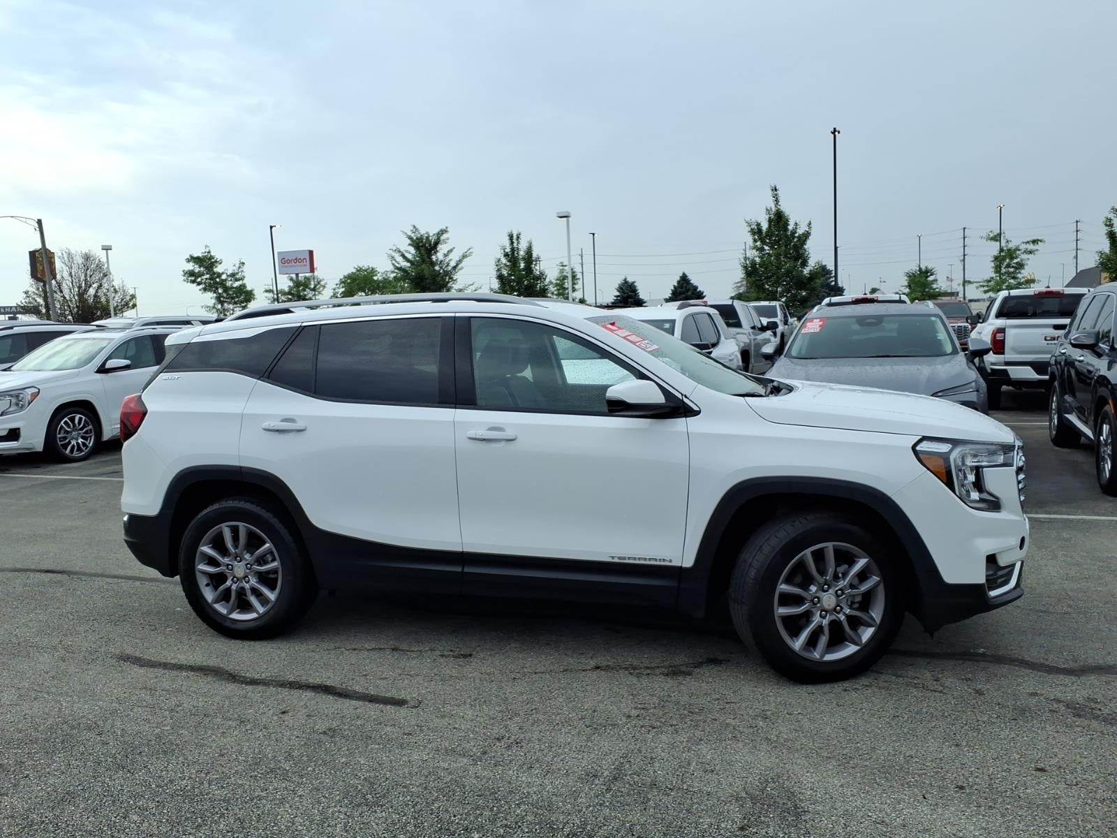 2024 GMC Terrain SLT
