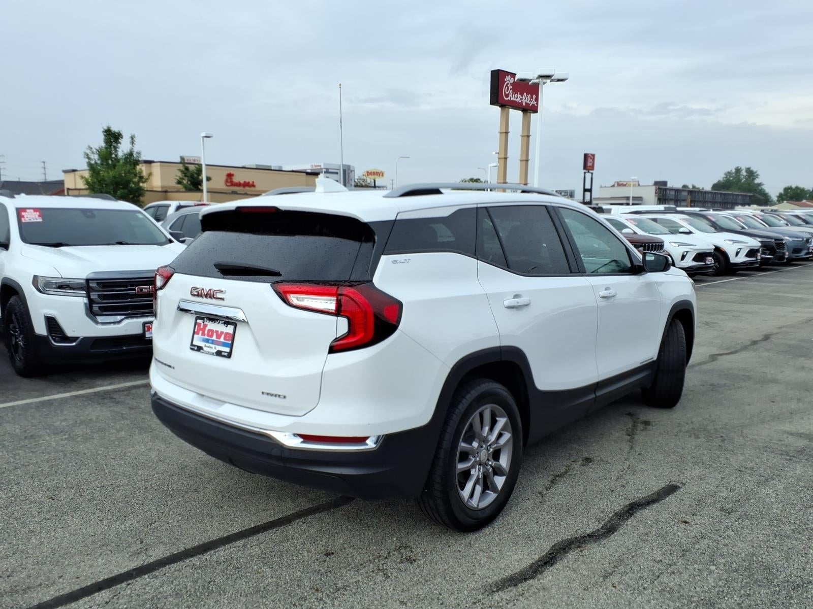 2024 GMC Terrain SLT