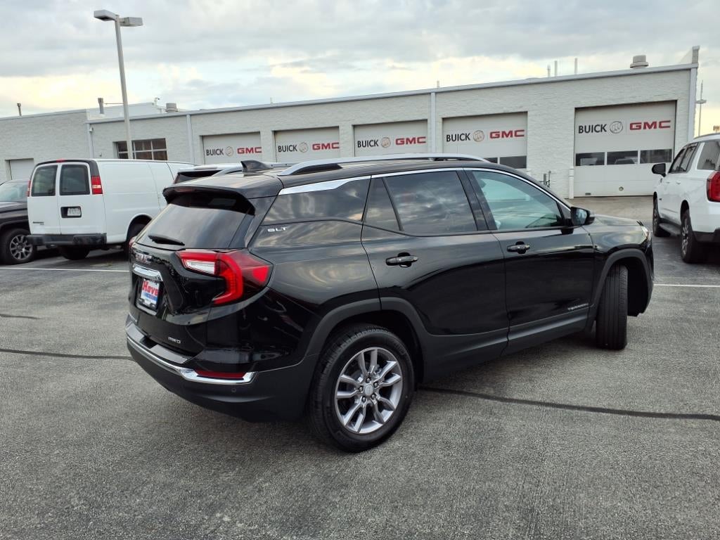 2022 GMC Terrain SLT