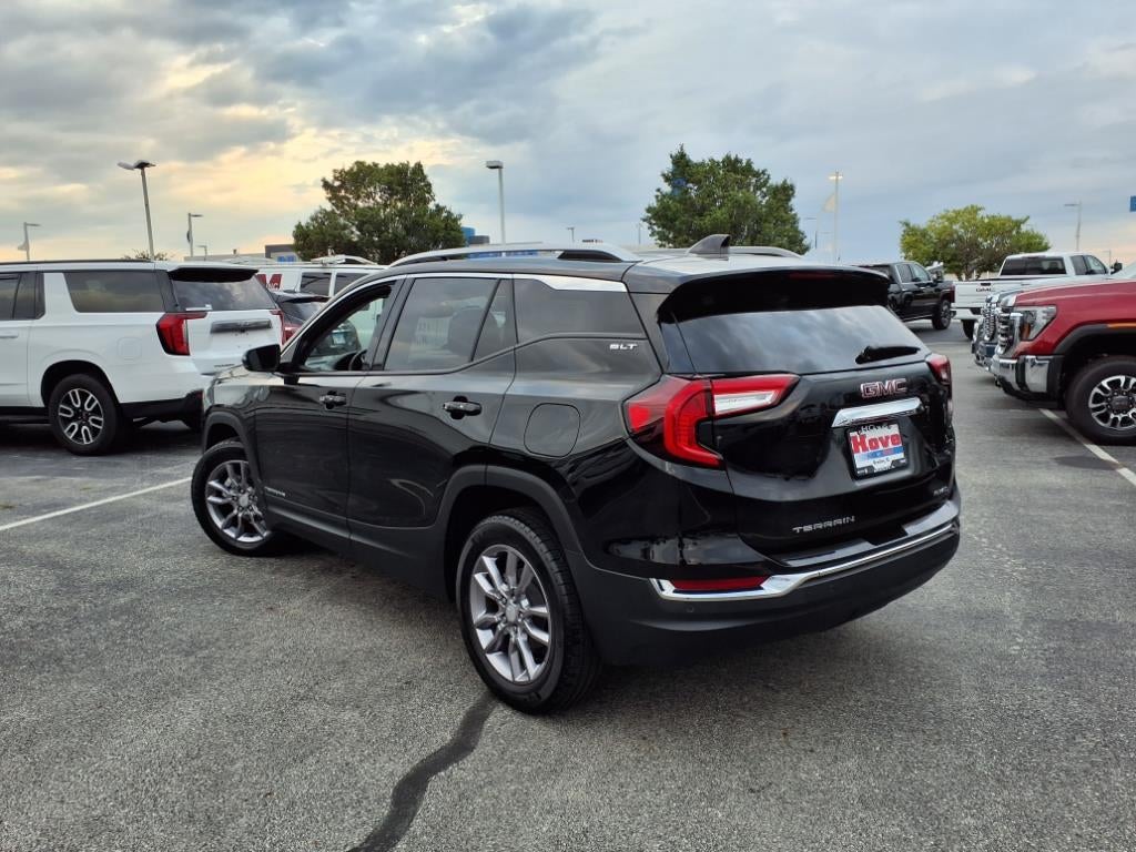 2022 GMC Terrain SLT