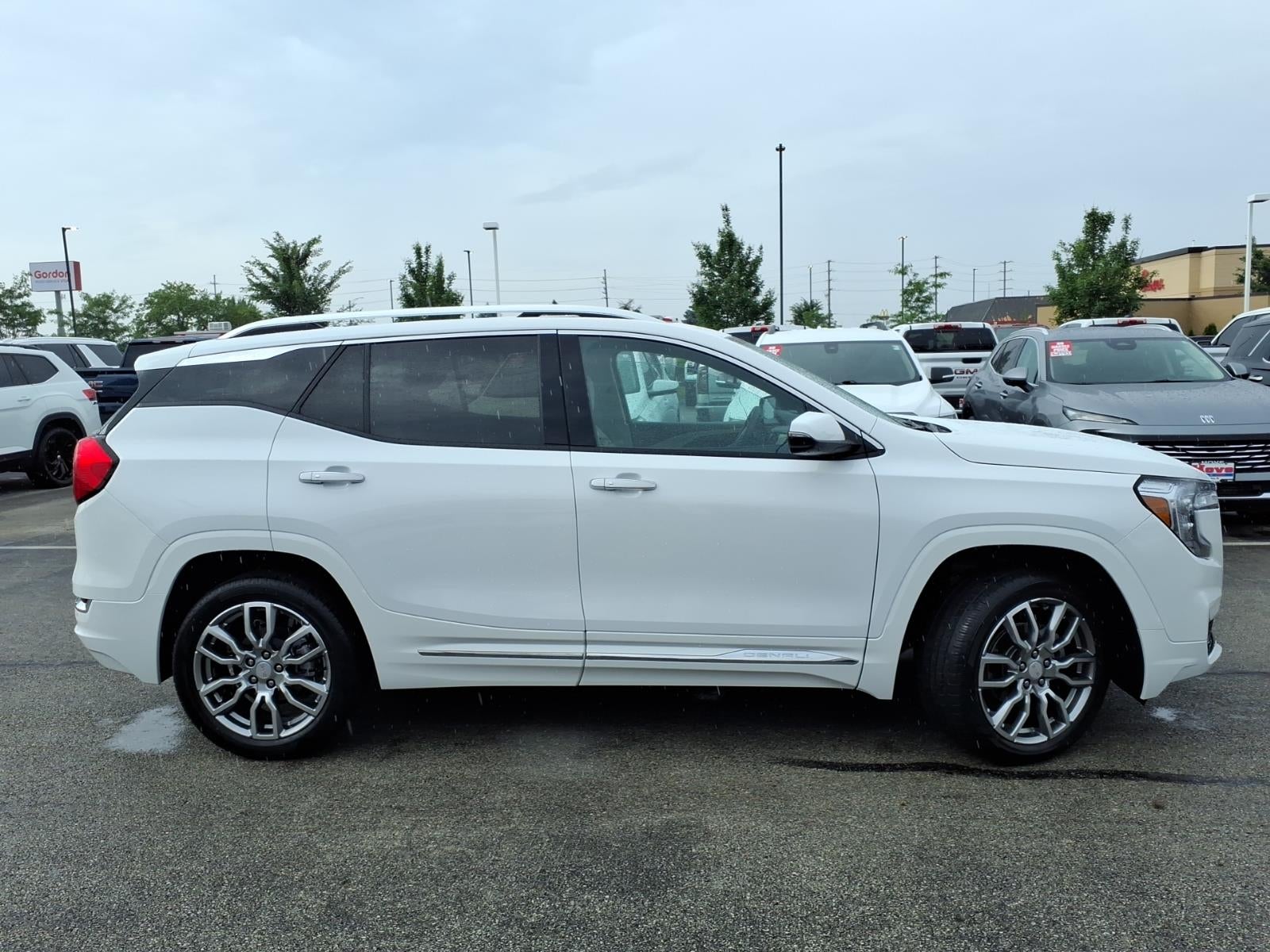 2023 GMC Terrain Denali