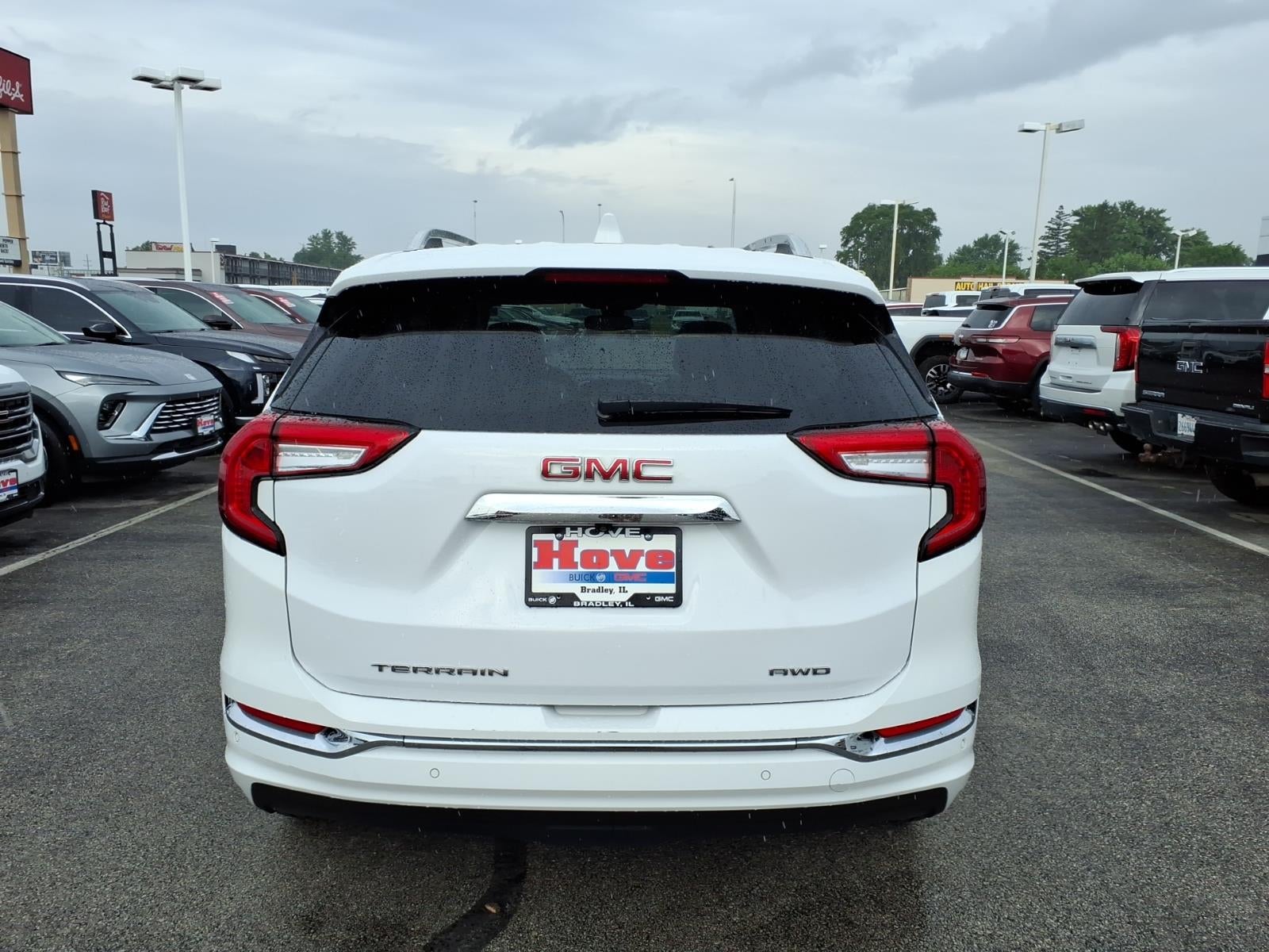 2023 GMC Terrain Denali