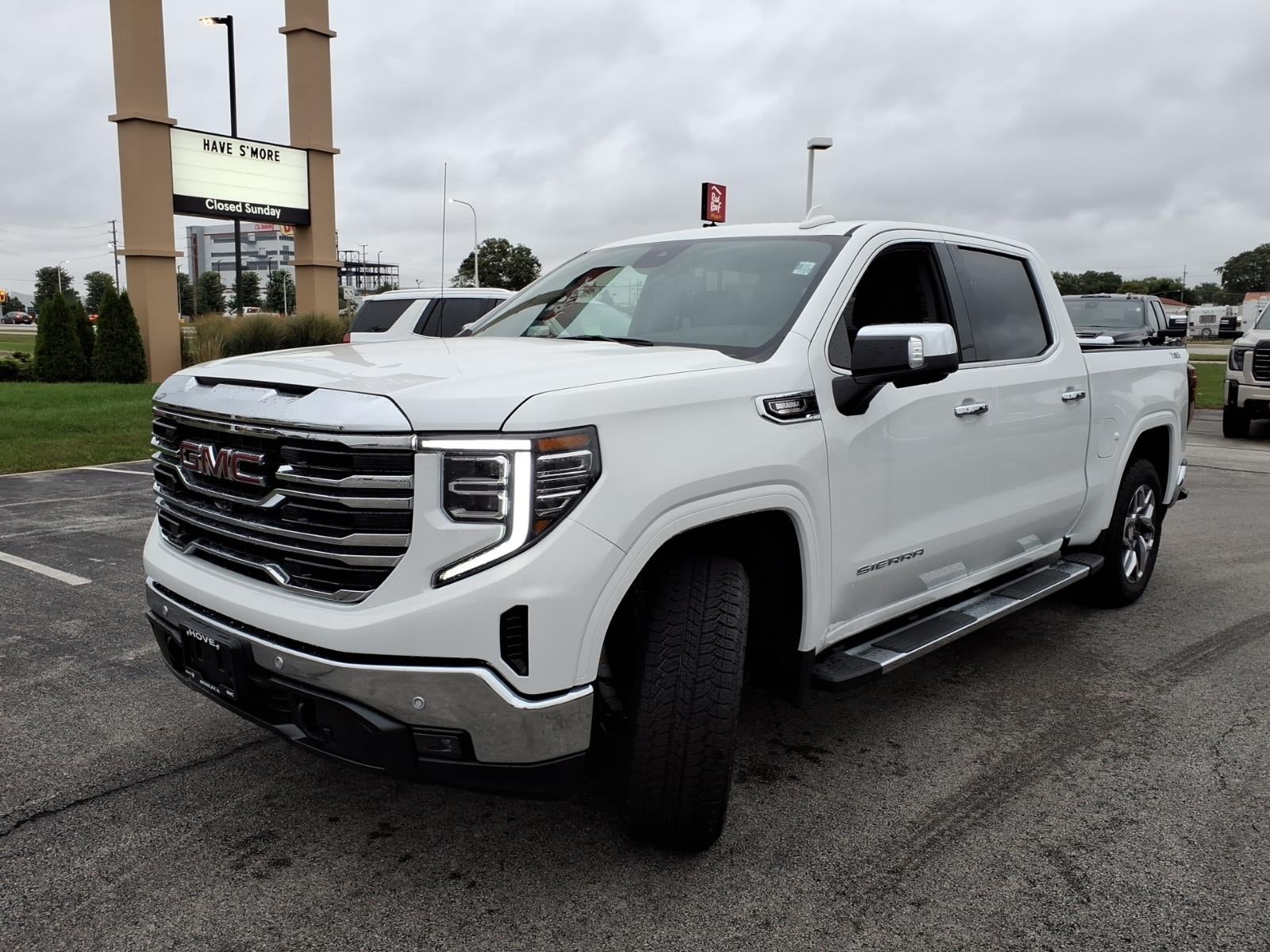 2026 GMC Sierra 1500 SLT
