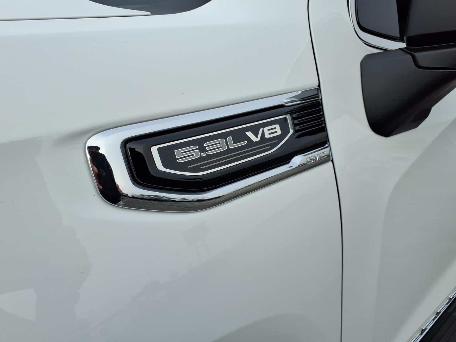 2026 GMC Sierra 1500 SLT - Photo 10