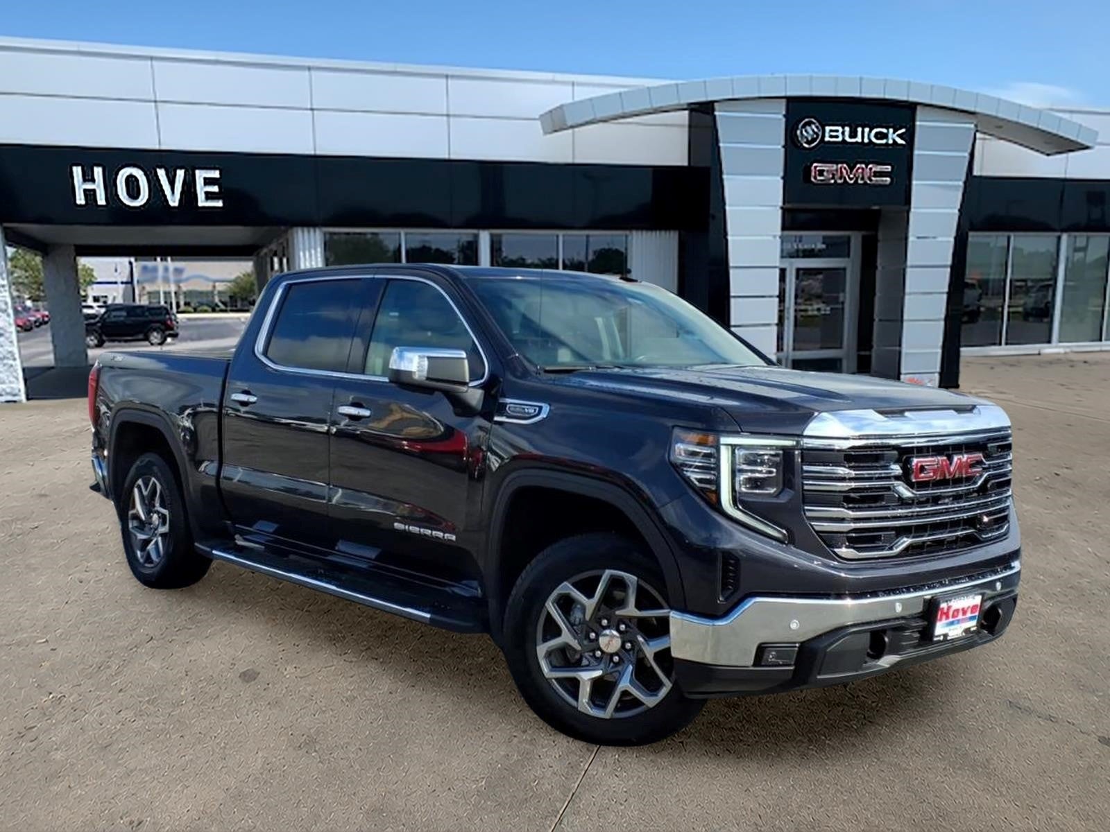2024 GMC Sierra 1500 SLT