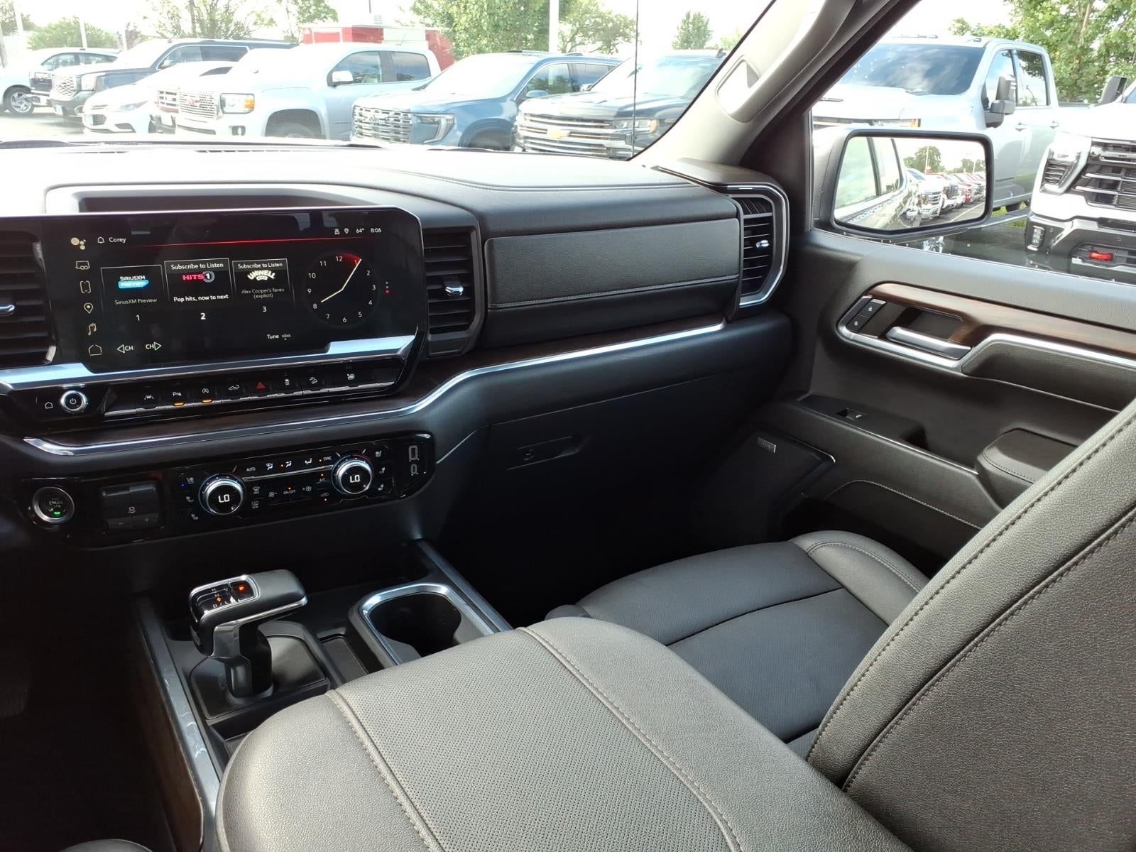 2024 GMC Sierra 1500 SLT