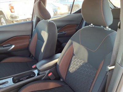 2023 Nissan Kicks SR