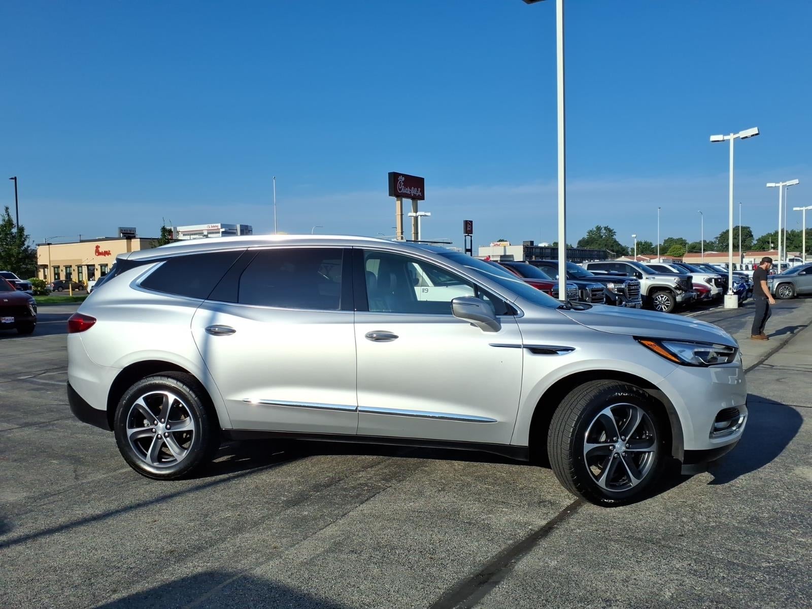 2021 Buick Enclave Essence