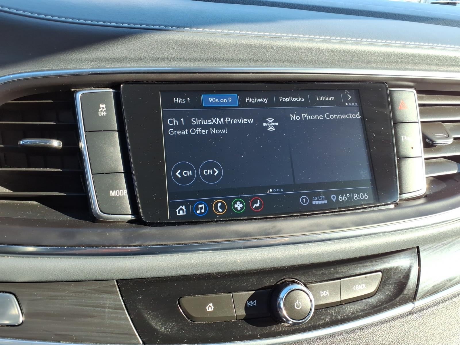 2021 Buick Enclave Essence