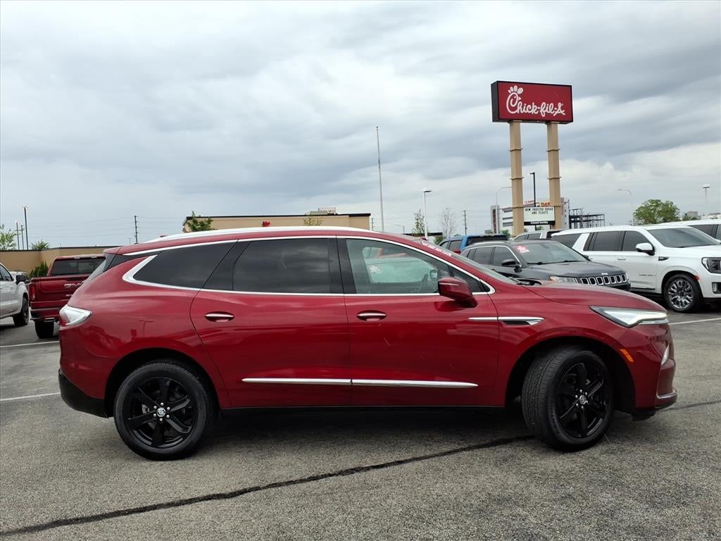 2024 Buick Enclave Essence