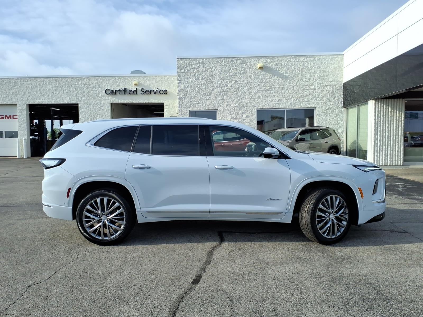 2026 Buick Enclave Avenir