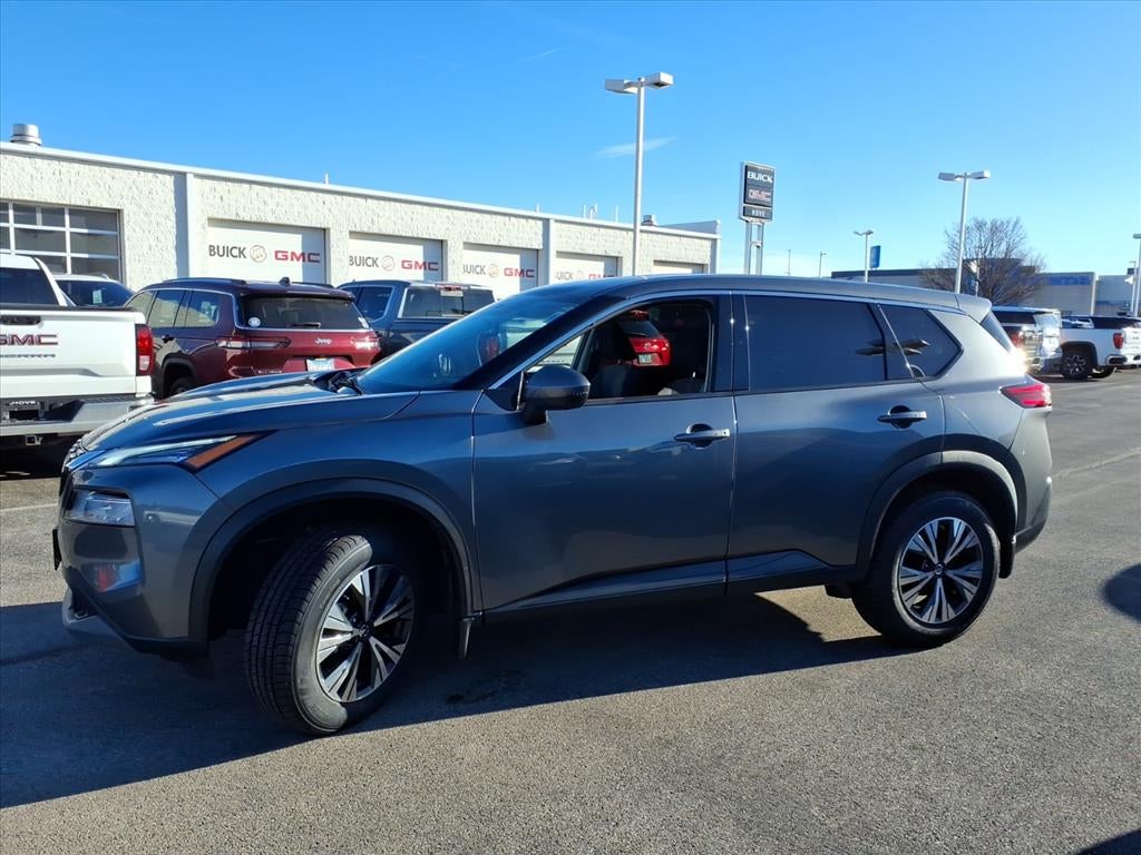 2021 Nissan Rogue SV