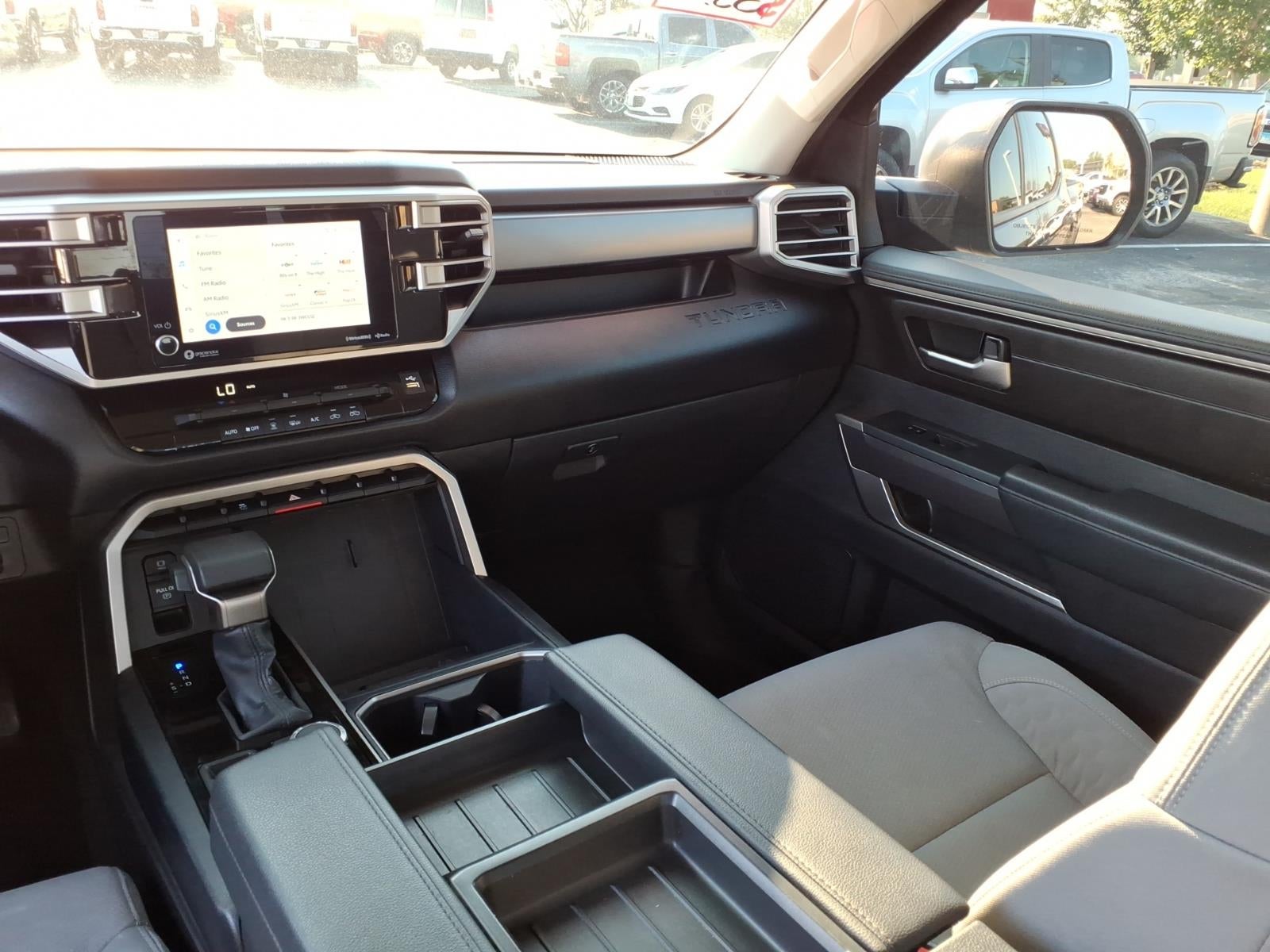 2022 Toyota Tundra 4WD SR5