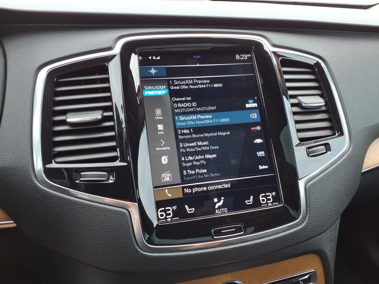 2022 Volvo XC90 Momentum